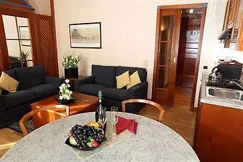 Residenza Delle Citta Aparthotel Milan 4*,